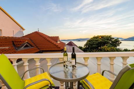 Holiday home Croatia - : 