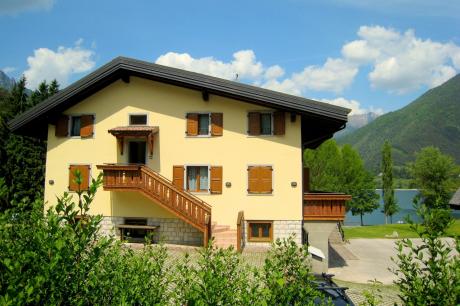 Holiday home Italy - Lake District: 