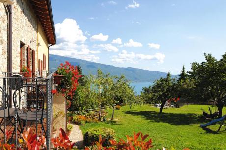 Holiday home Italy - Lake District: 